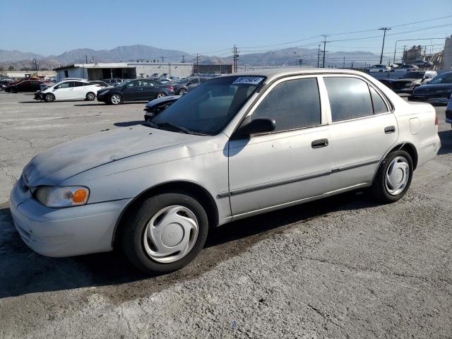 TOYOTA COROLLA 2000 con VIN 1NXBR12E9YZ369338 - Foto de la subasta