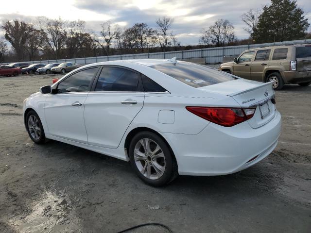 Photo 2 from auction – 2011 HYUNDAI SONATA LIM with VIN 5NPEC4AC5BH117561