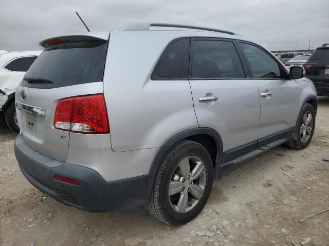 Photo 3 from auction – 2012 KIA SORENTO EX with VIN 5XYKU4A6XCG253977