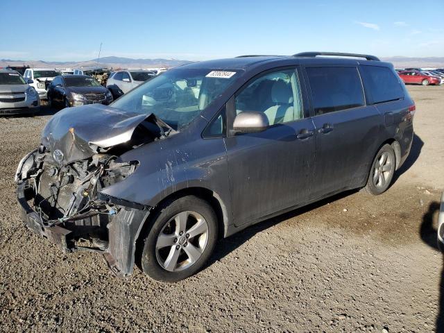 Photo 1 from auction – 2014 TOYOTA SIENNA LE with VIN 5TDKK3DC7ES466277