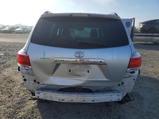 Photo 6 from auction – 2011 TOYOTA HIGHLANDER with VIN 5TDZK3EH1BS039052