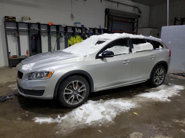 VOLVO V60 CROSS 2018 with VIN YV440MWK6J2052043 - Photo from auction