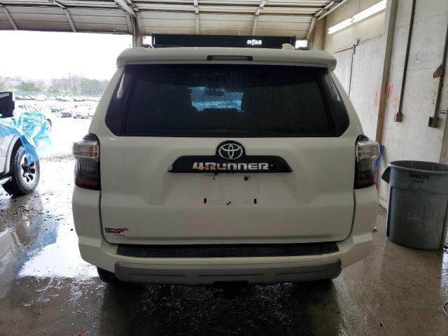 Photo 6 from auction – 2014 TOYOTA 4RUNNER SR with VIN JTEBU5JR9E5153179