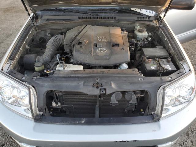 Photo 12 from auction – 2004 TOYOTA 4RUNNER SR with VIN JTEZU14R748014362