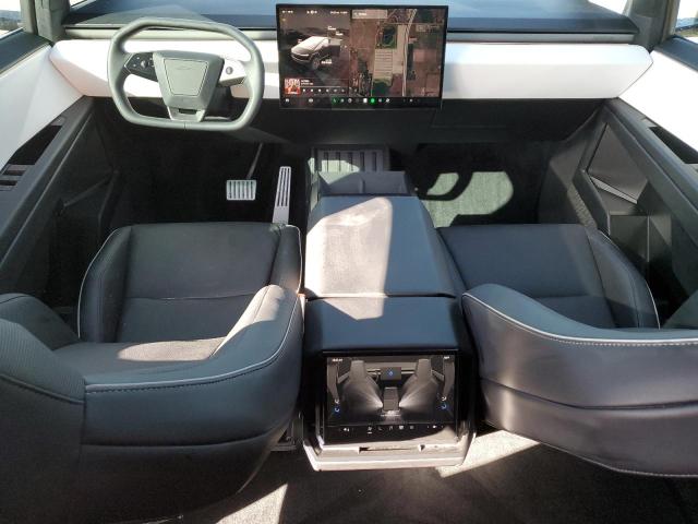 Photo 8 from auction – 2024 TESLA CYBERTRUCK with VIN 7G2CEHED4RA006899