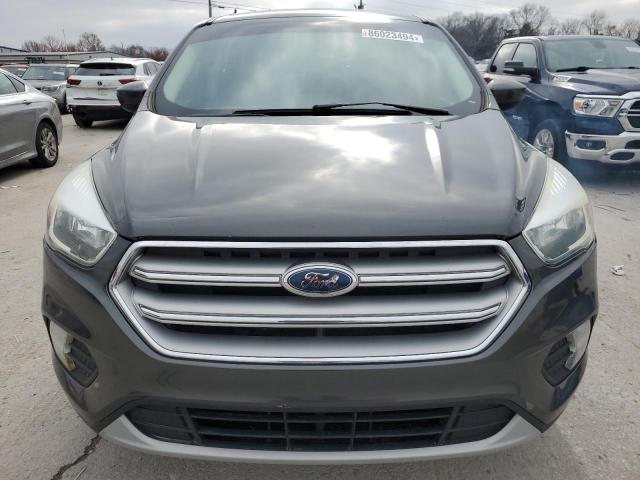 Photo 5 from auction – 2017 FORD ESCAPE SE with VIN 1FMCU9GD3HUC22143