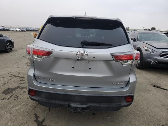 Photo 6 from auction – 2016 TOYOTA HIGHLANDER with VIN 5TDJKRFH4GS285759