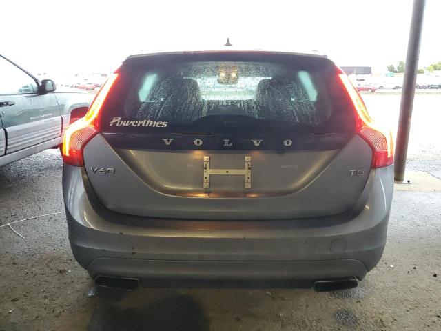 Photo 6 from auction – 2017 VOLVO V60 T5 PRE with VIN YV140MEK3H1339550