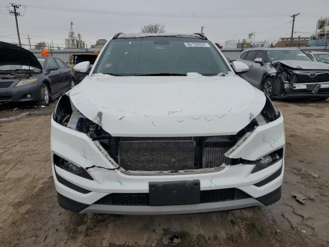 Photo 5 from auction – 2017 HYUNDAI TUCSON LIM with VIN KM8J33A2XHU558421