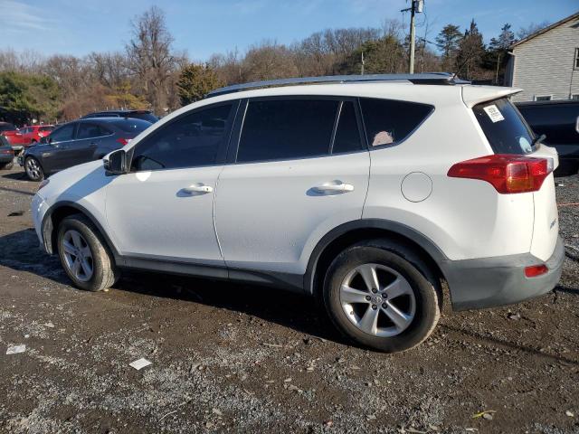 Photo 2 from auction – 2014 TOYOTA RAV4 XLE with VIN 2T3RFREV8EW158152