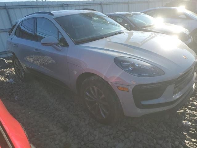 Photo 4 from auction – 2022 PORSCHE MACAN with VIN WP1AA2A52NLB07806