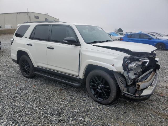 Photo 4 from auction – 2020 TOYOTA 4RUNNER SR with VIN JTEBU5JR5L5768941