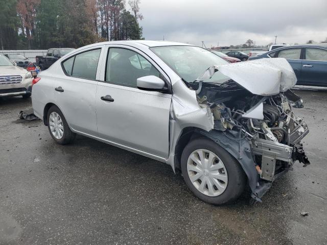 Photo 4 from auction – 2016 NISSAN VERSA S with VIN 3N1CN7AP6GL864652