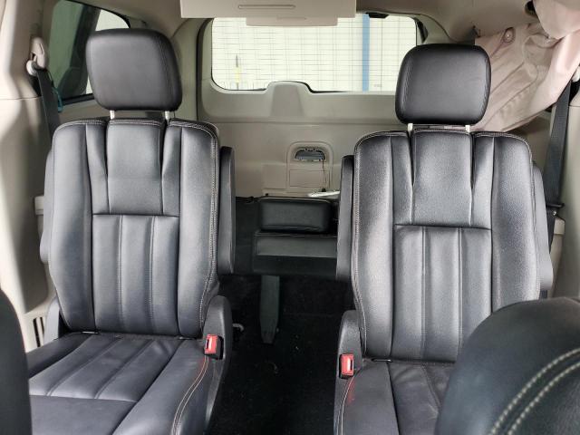 Photo 10 from auction – 2013 CHRYSLER TOWN & COU with VIN 2C4RC1BG7DR674995