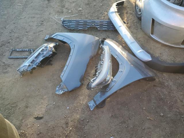 Photo 13 from auction – 2019 TOYOTA RAV4 LIMIT with VIN JTMN1RFV9KD519506