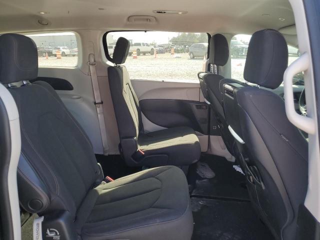Photo 11 from auction – 2019 CHRYSLER PACIFICA T with VIN 2C4RC1FG5KR569993