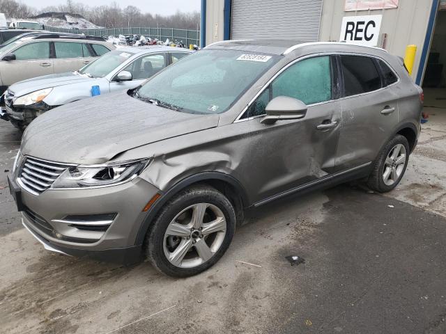 LINCOLN MKC PREMIE 2017 with VIN 5LMCJ1D95HUL61245 - Photo from auction