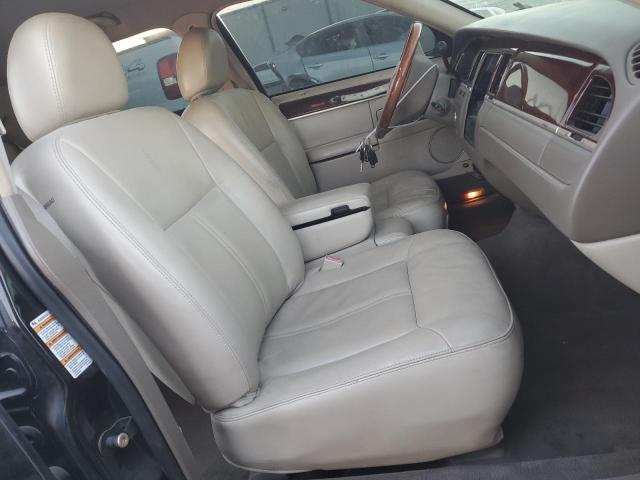 Photo 7 from auction – 2004 LINCOLN TOWN CAR U with VIN 1LNHM83W64Y615466