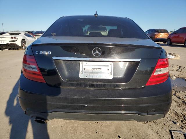 Photo 6 from auction – 2012 MERCEDES-BENZ C 250 with VIN WDDGF4HB2CR234530
