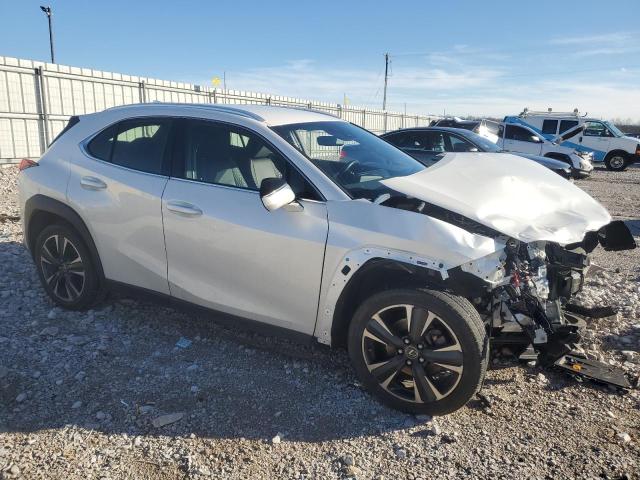Photo 4 from auction – 2022 LEXUS UX 200 BAS with VIN JTHX3JBH4N2053616