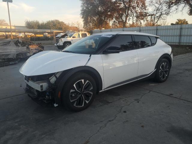 KIA EV6 LIGHT 2023 with VIN KNDC34LB7P5608698 - Photo from auction