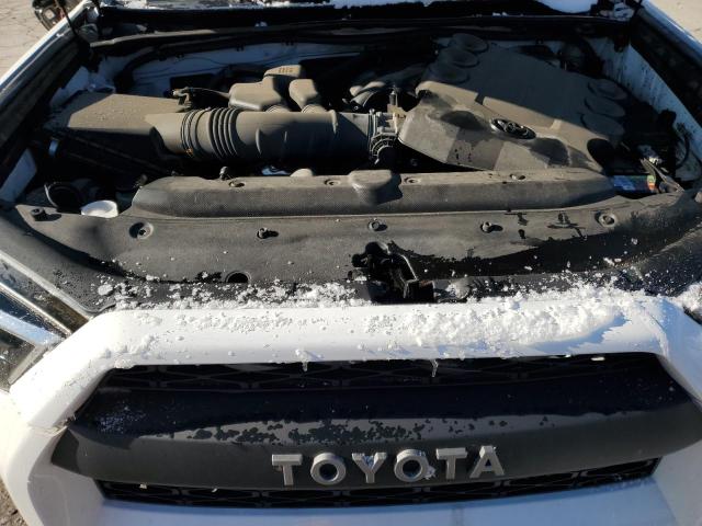 Photo 12 from auction – 2018 TOYOTA 4RUNNER SR with VIN JTEBU5JRXJ5580610