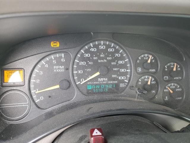Photo 9 from auction – 2000 CHEVROLET SILVERADO with VIN 1GCEC19T8YE145155