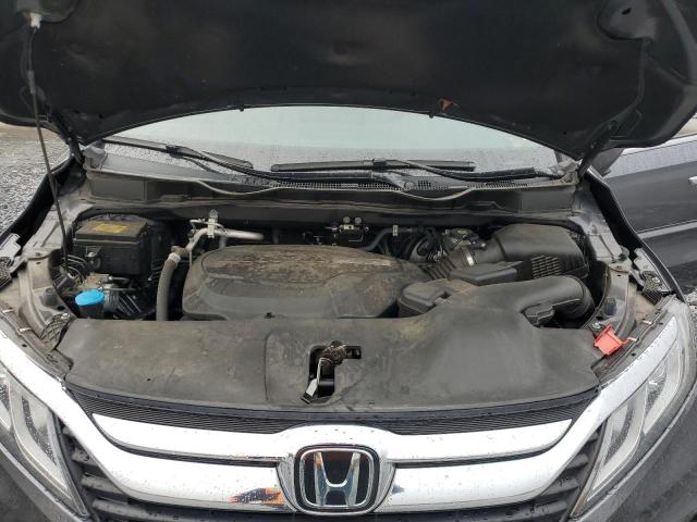 Photo 12 from auction – 2018 HONDA ODYSSEY EX with VIN 5FNRL6H72JB067706