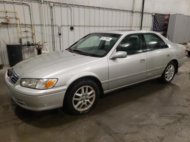 TOYOTA CAMRY LE 2001 with VIN 4T1BF28K61U966027 - Photo from auction