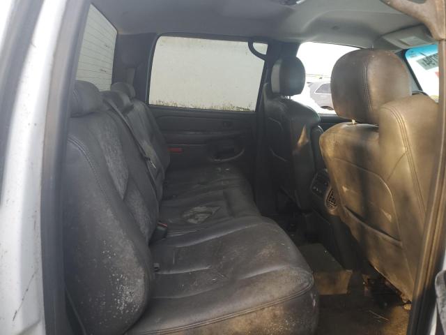 Photo 10 from auction – 2004 CHEVROLET SILVERADO with VIN 2GCEK13TX41347938