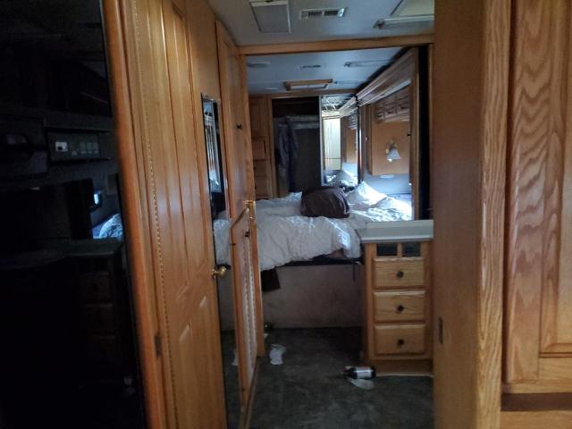 Photo 6 from auction – 2001 ROADMASTER RAIL EXECUTIVE with VIN 1RF12061X11014698