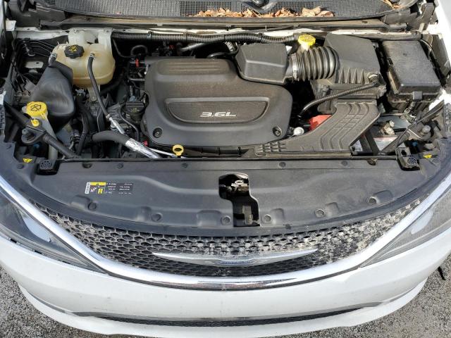 Photo 12 from auction – 2017 CHRYSLER PACIFICA L with VIN 2C4RC1GG8HR614013