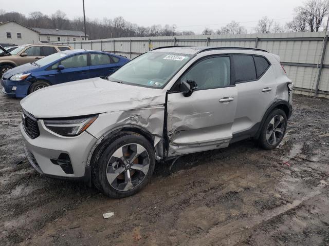 VOLVO XC40 PLUS 2023 with VIN YV4L12UW0P2111986 - Photo from auction