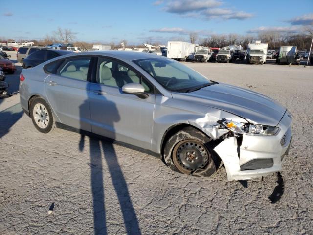 Photo 4 from auction – 2013 FORD FUSION S with VIN 3FA6P0G72DR343669