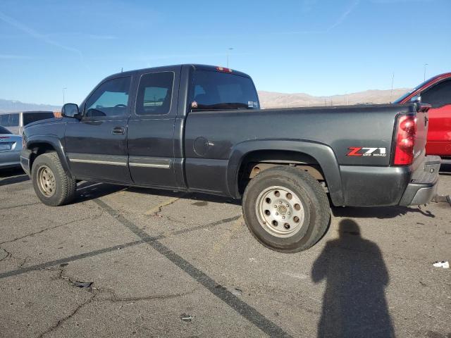 Фото 2 с аукциона – 2005 CHEVROLET SILVERADO с VIN 1GCEK19B45E158734