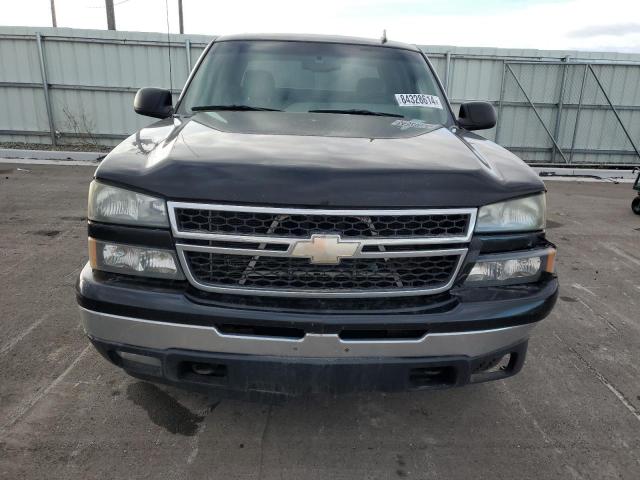 Photo 5 from auction – 2006 CHEVROLET SILVERADO with VIN 2GCEK13TX61190141
