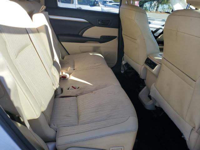 Photo 10 from auction – 2015 TOYOTA HIGHLANDER with VIN 5TDZKRFH6FS064813