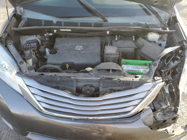 Photo 12 from auction – 2015 TOYOTA SIENNA XLE with VIN 5TDYK3DC8FS556405