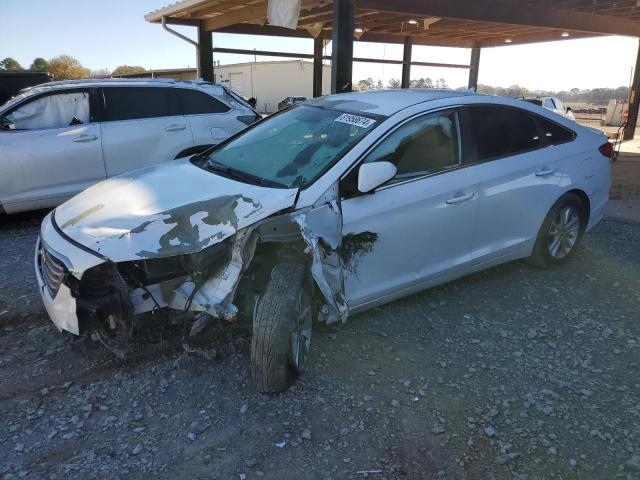 HYUNDAI SONATA SE 2017 with VIN 5NPE24AF9HH490768 - Photo from auction