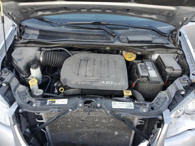 Photo 12 from auction – 2016 CHRYSLER TOWN & COU with VIN 2C4RC1BG9GR199466