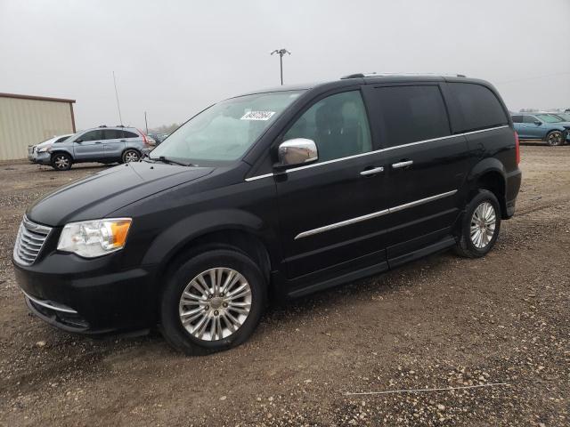 CHRYSLER TOWN & COU 2013 with VIN 2C4RC1GG2DR797791 - Photo from auction