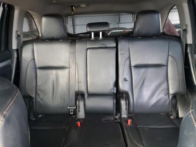 Photo 10 from auction – 2018 TOYOTA HIGHLANDER with VIN 5TDKZRFH1JS263029