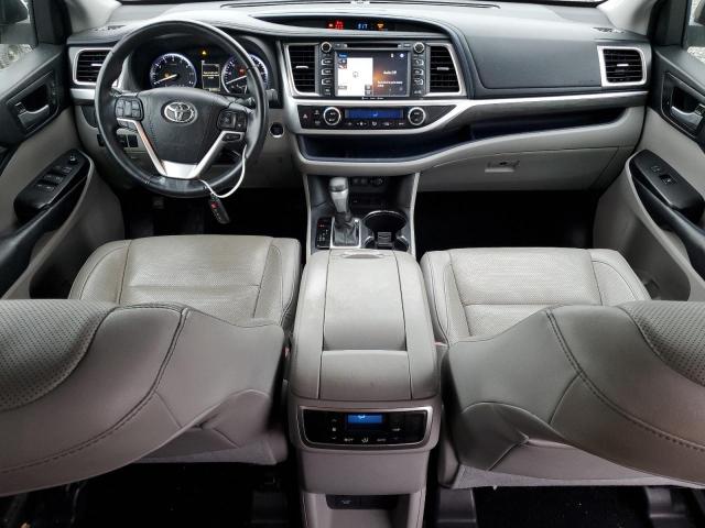 Photo 8 from auction – 2017 TOYOTA HIGHLANDER with VIN 5TDYZRFH8HS233868