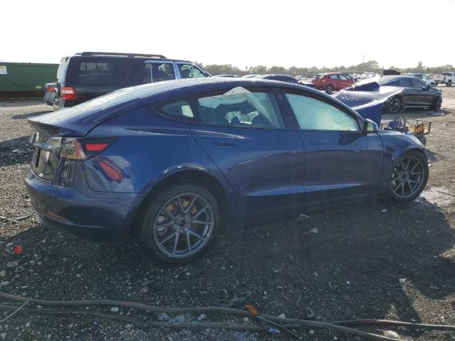 Photo 3 from auction – 2022 TESLA MODEL 3 with VIN 5YJ3E1EA5NF190571