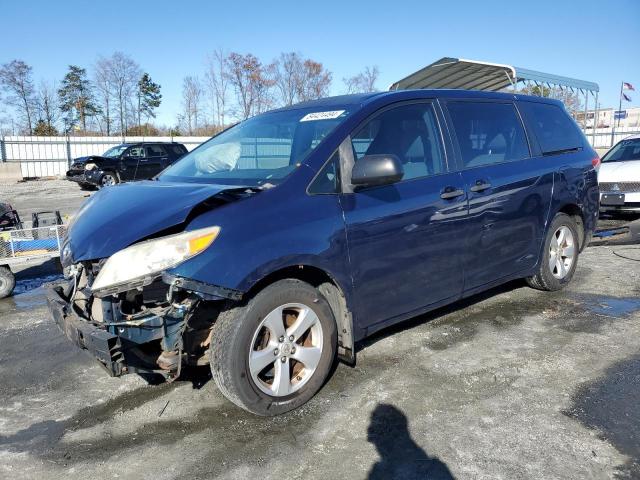 TOYOTA SIENNA BAS 2011 with VIN 5TDKA3DC3BS003745 - Photo from auction