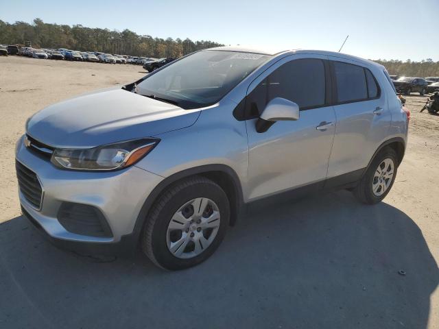 CHEVROLET TRAX LS 2017 with VIN KL7CJKSB7HB129595 - Photo from auction