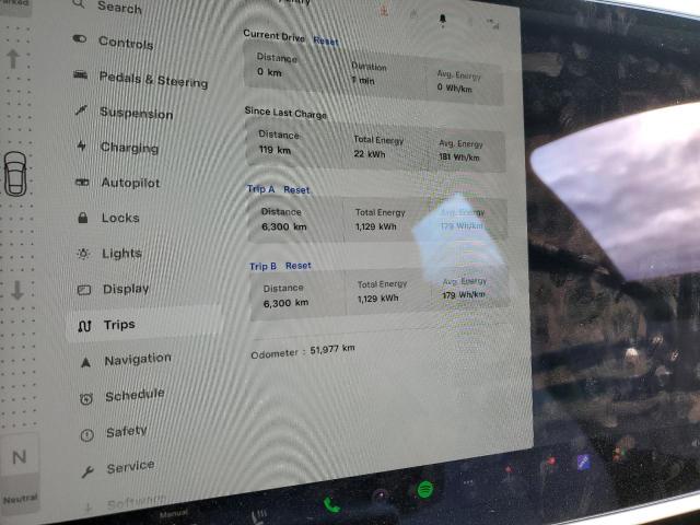 Photo 9 from auction – 2022 TESLA MODEL S with VIN 5YJSA1E56NF479033
