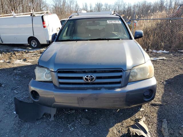 Снимка 5 от търг – 2004 TOYOTA HIGHLANDER с VIN JTEGD21AX40100307