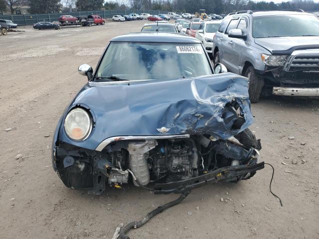 Photo 5 from auction – 2011 MINI COOPER with VIN WMWSU3C50BTX95944