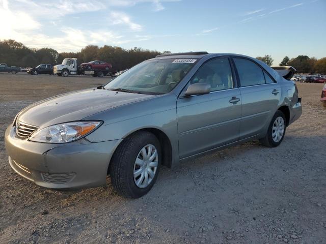 TOYOTA CAMRY LE 2005 with VIN 4T1BE32K15U958991 - Photo from auction